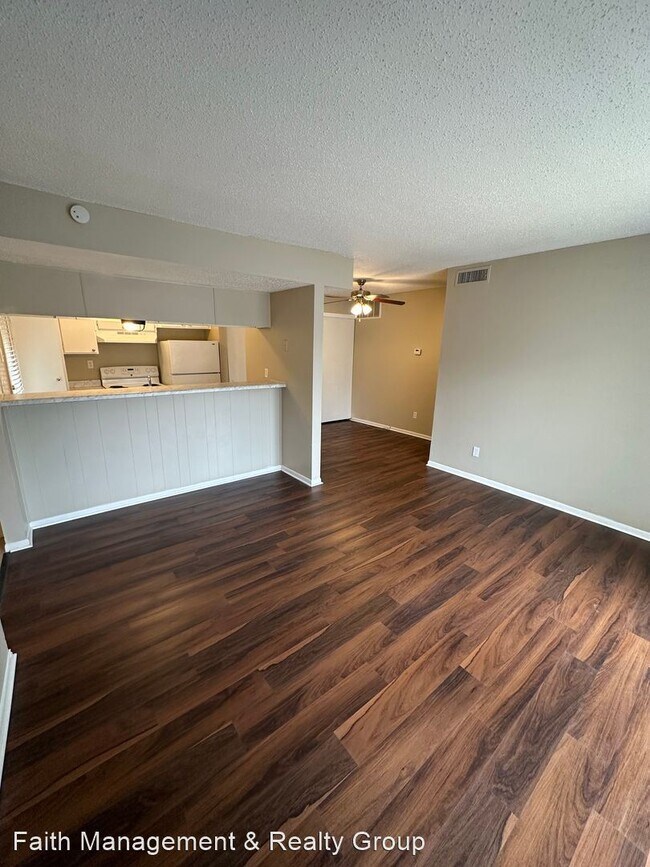 2 br, 2 bath House 66803 Whispering Oak... 1710 Kirby Pkwy Memphis