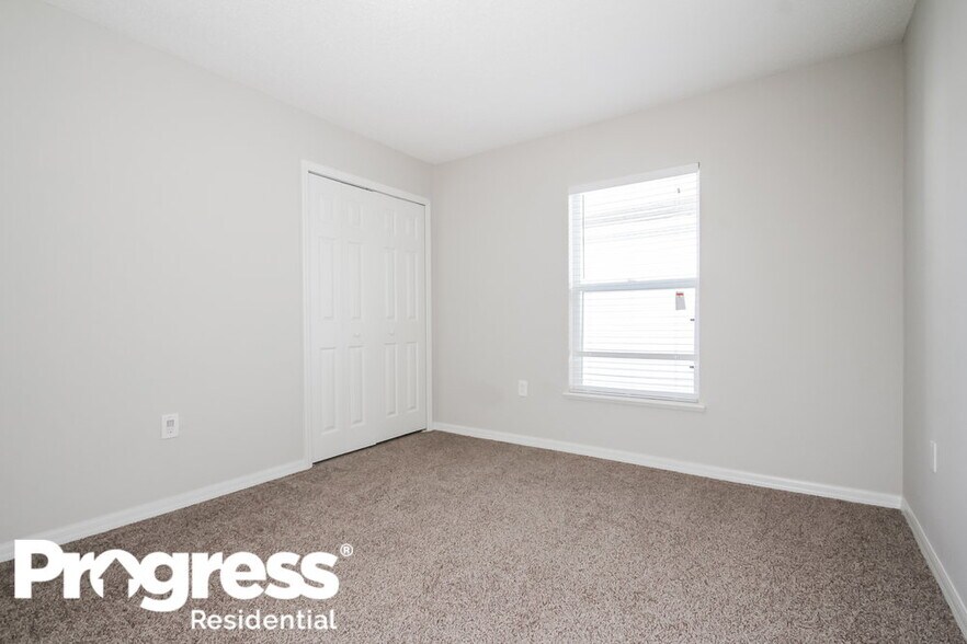 Building Photo - 11326 Ivy Flower Loop