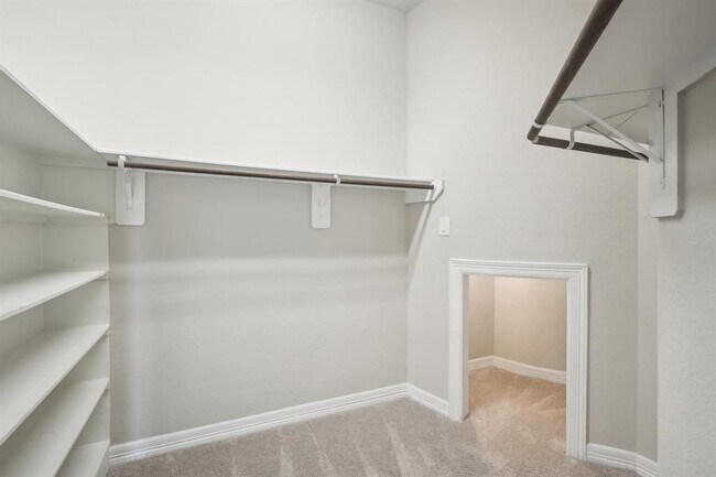 Building Photo - 29446 Westhope Dr