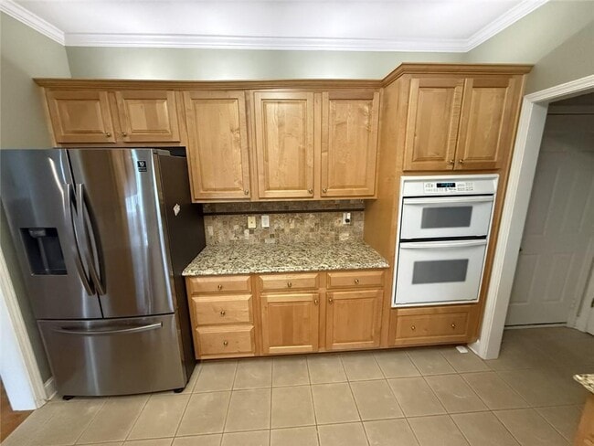 Building Photo - 5730 Devonshire Way