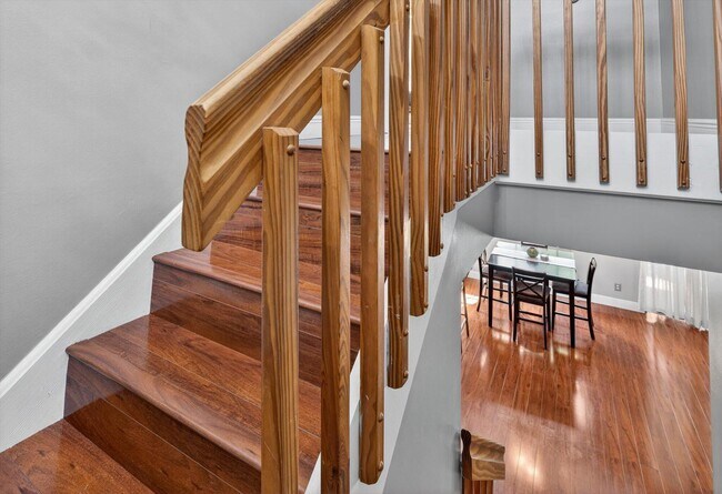 Building Photo - 301 SW 158th Terrace