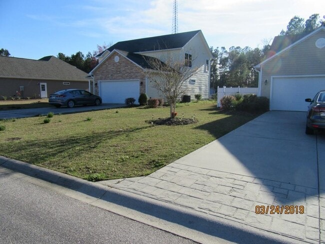 Building Photo - 104 Belclare Way