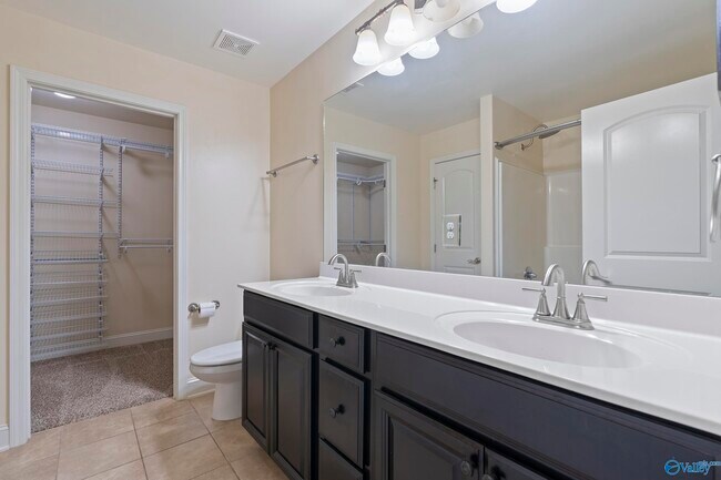 Building Photo - 15828 Coach House Ct NW
