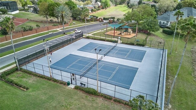 Building Photo - 13565 Fountainbleau Dr