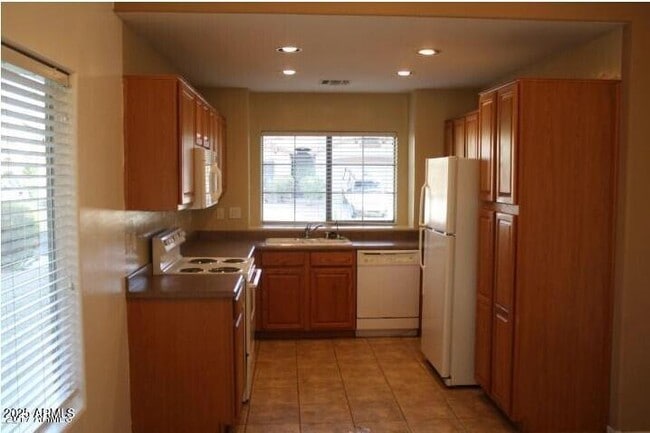 Building Photo - 1514 W Lynne Ln