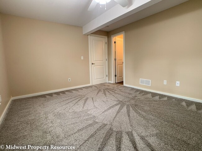 Building Photo - 3 Bedroom Home For Rent | Offered by Midwe...