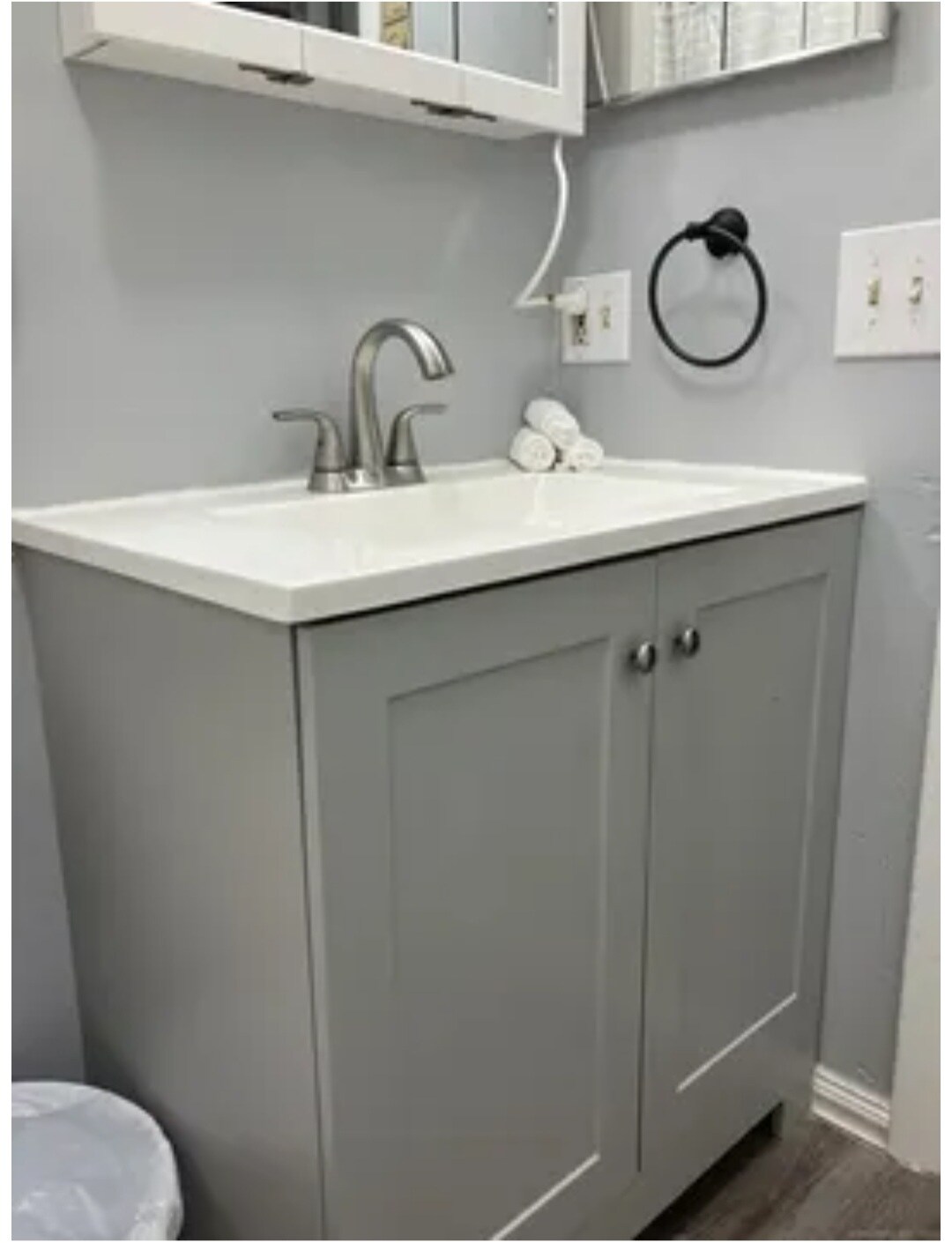 Building Photo - 23 Shirley St