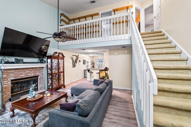 Building Photo - 9545 Glenn Abbey Way