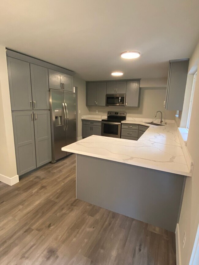 Building Photo - 4 Bedroom, 2.5 Bath 2 Car Garage, Brand Ne...