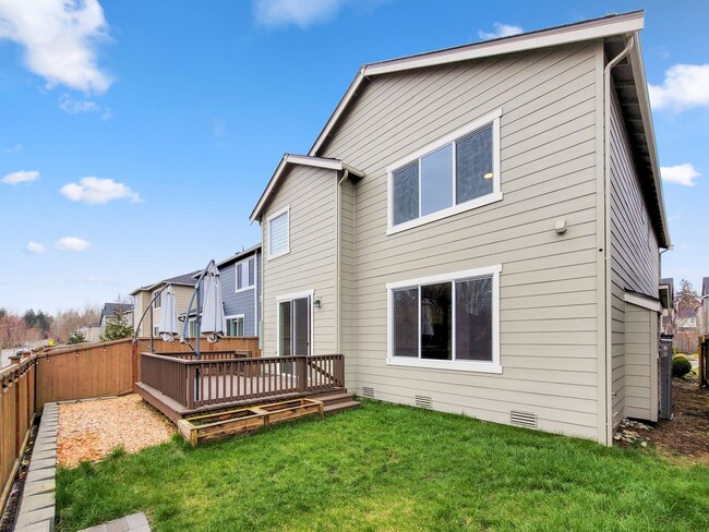 Building Photo - Newly built home with major upgrades in Br...