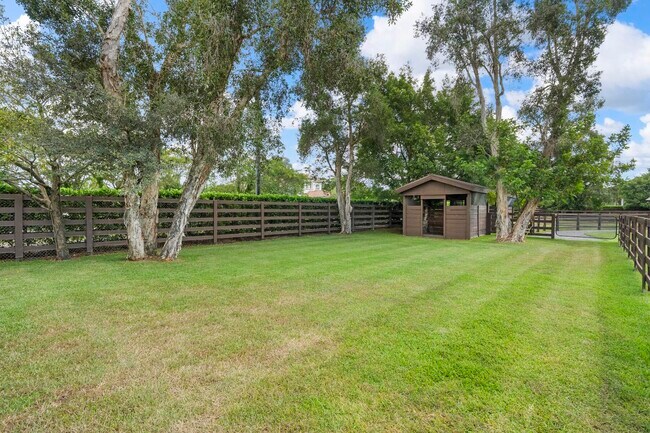 Building Photo - 14492 Equestrian Way