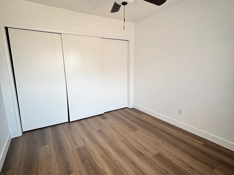 Building Photo - 9361 Cellini Ave