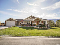 Building Photo - 5763 E Elkhorn Dr
