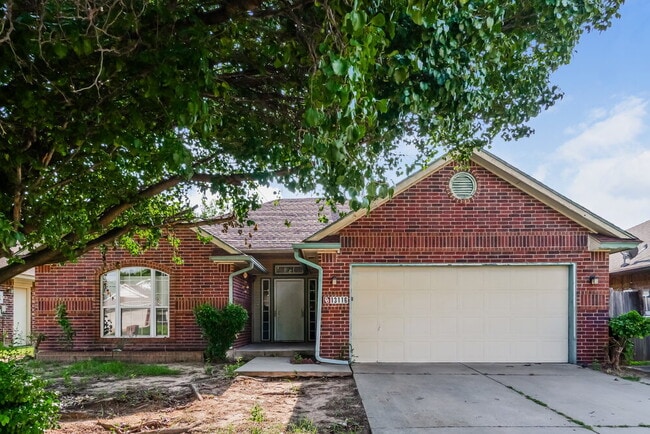 Building Photo - 13116 Mapleleaf Dr