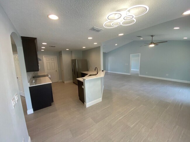 Building Photo - Beautiful, Newer Constructed, Unfurnished, Family Friendly, ANNUAL LEASE In Summerfield
