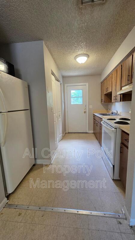 Building Photo - 2929-2929 9 Iron Dr