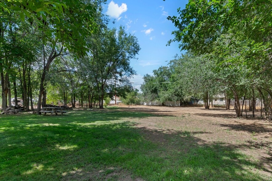 Building Photo - 503 E 900 S