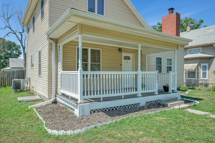 Building Photo - 1001 N 29th St