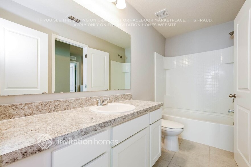 Building Photo - 2288 Litchfield Lp