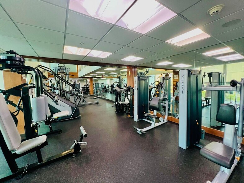 Building Photo - 41 SE 5th St