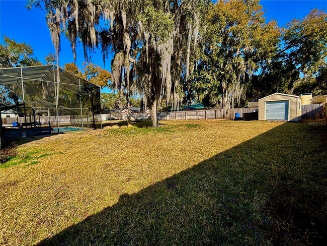 Building Photo - 5419 Twin Palms Rd