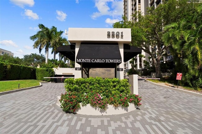 Building Photo - 3301 Bayshore Blvd