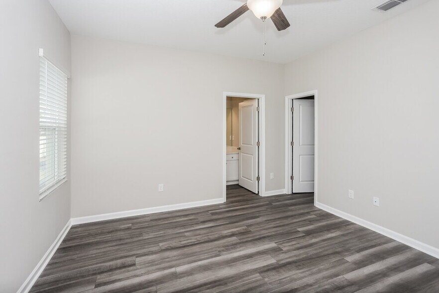 Building Photo - 966 Kelly Fern Lp