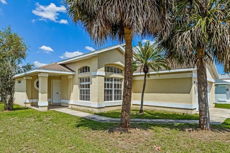 Building Photo - 3100 Orchard Pl