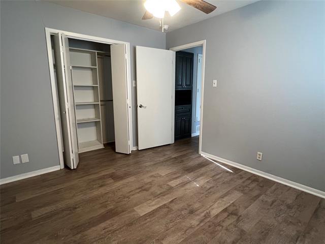 Building Photo - 3217 N Marseille Ln