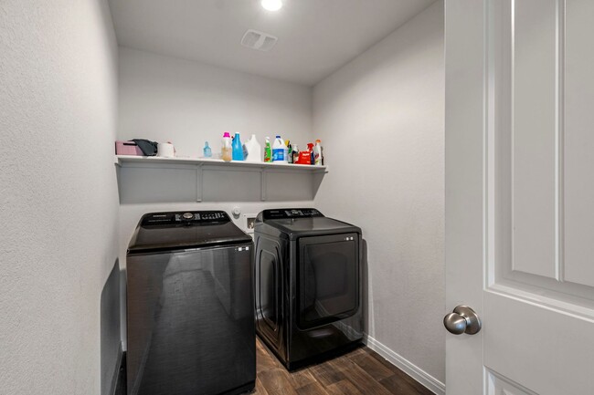 Building Photo - 19601 Abigail Fillmore Rd