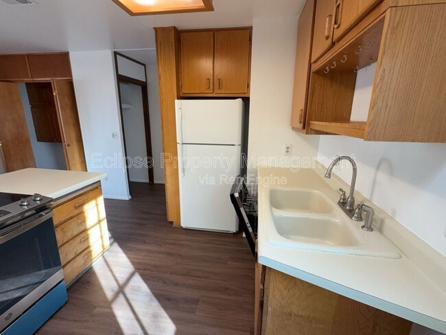 Building Photo - 1725 Glenwood Ave