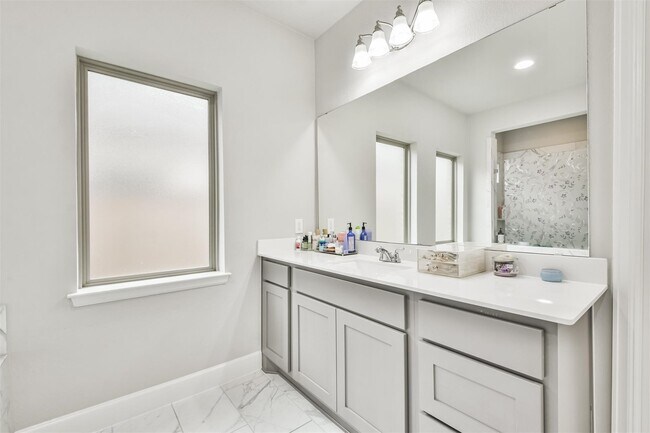 Building Photo - 15018 Concho River Wy