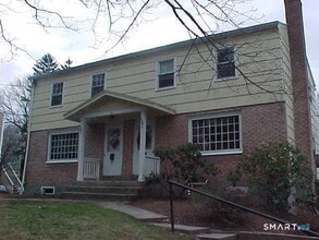 Building Photo - 54 Church St