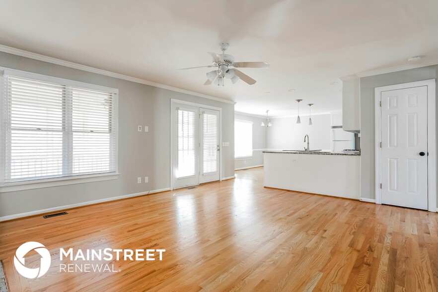 Building Photo - 17 Edinburgh Pl