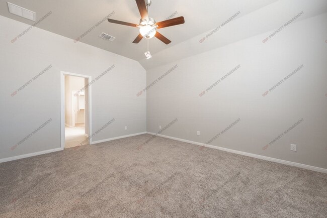 Building Photo - 3 Bed|2 Bath- plus Study in Belton ISD - $...