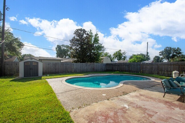 Building Photo - 4210 Cork Ln