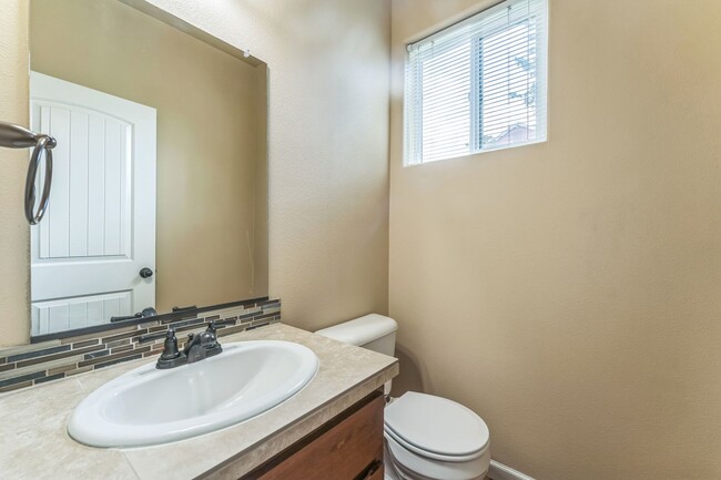 Building Photo - 2554 Carson Loop