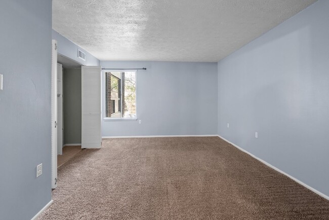 Building Photo - 7812 Hanover Pkwy