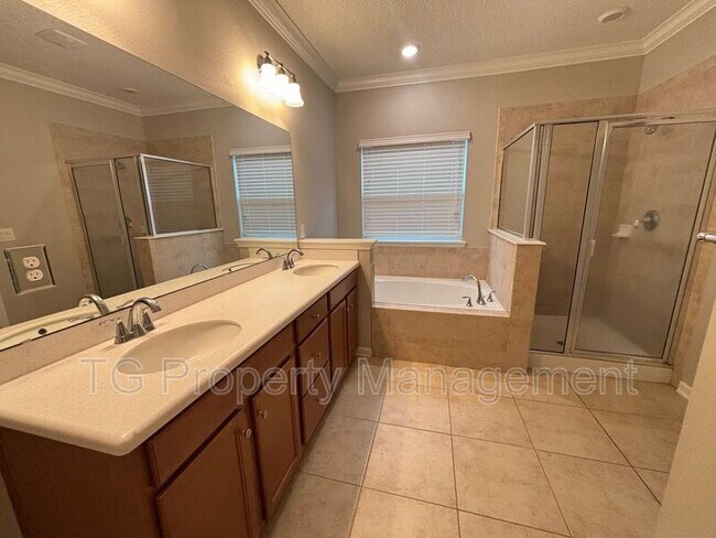 Building Photo - 99 Athens Dr