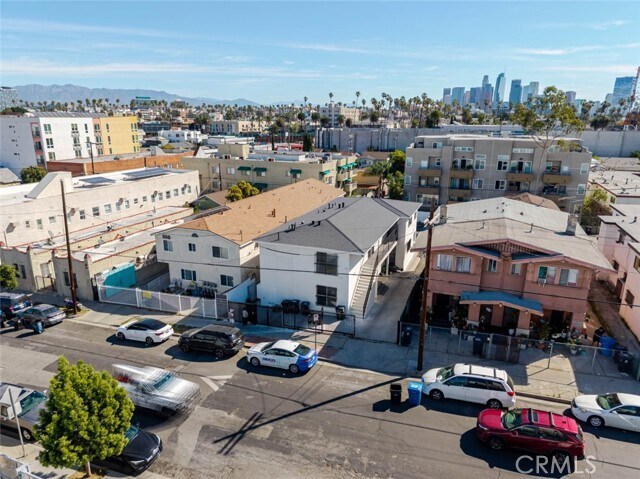 Building Photo - 1116 S Berendo St