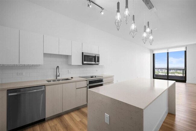 Building Photo - 101 Diplomat Pkwy