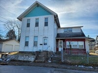 Building Photo - 4 bedroom house