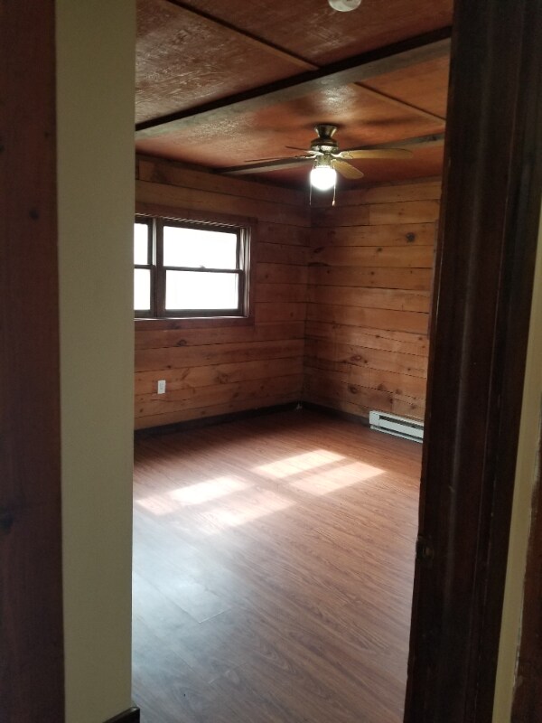 Building Photo - 204 Sellersville Dr