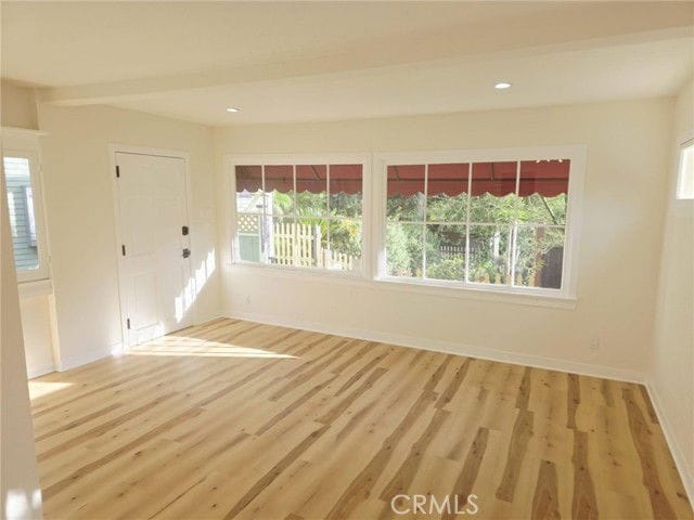 Building Photo - 533 Sturtevant Dr