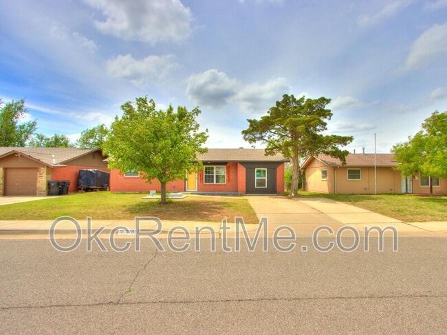Primary Photo - 2701 Yorkshire Ave