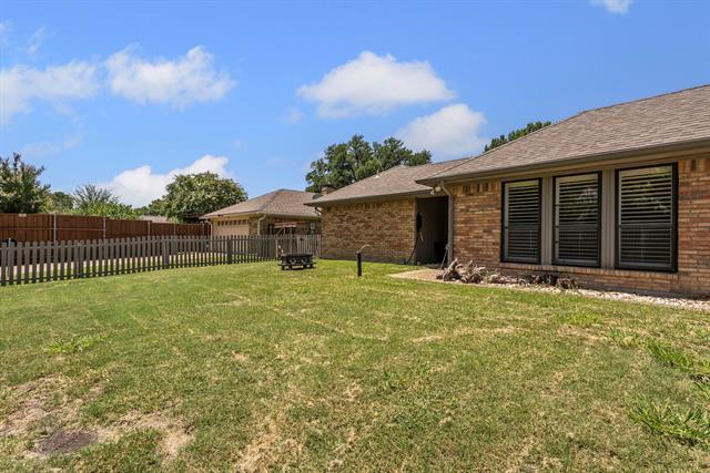 Building Photo - 808 Allison Dr