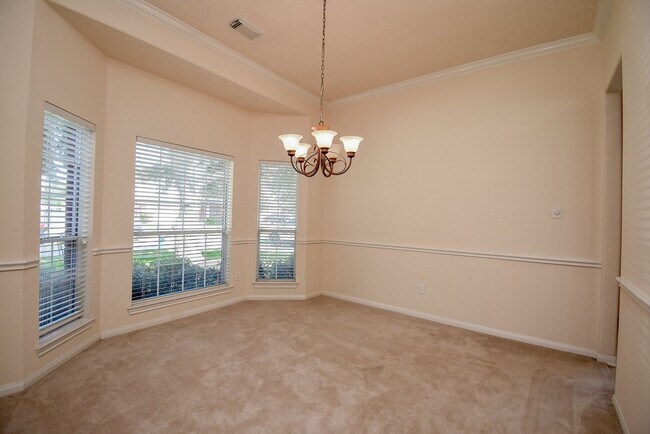Building Photo - 10727 Gilford Crest Dr