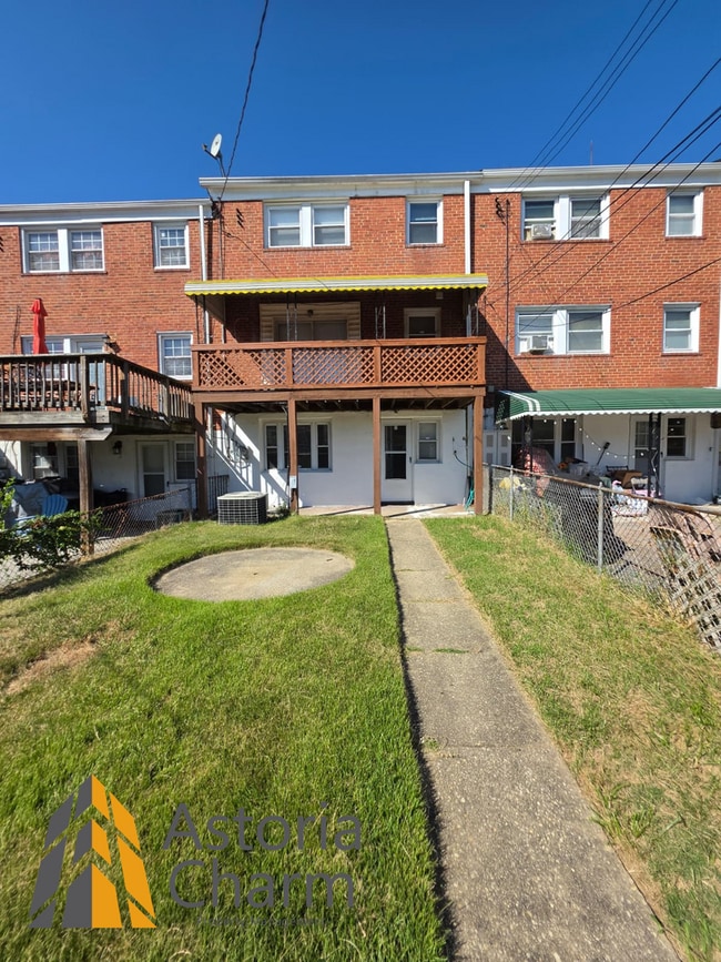 Building Photo - 1609 Northbourne Rd