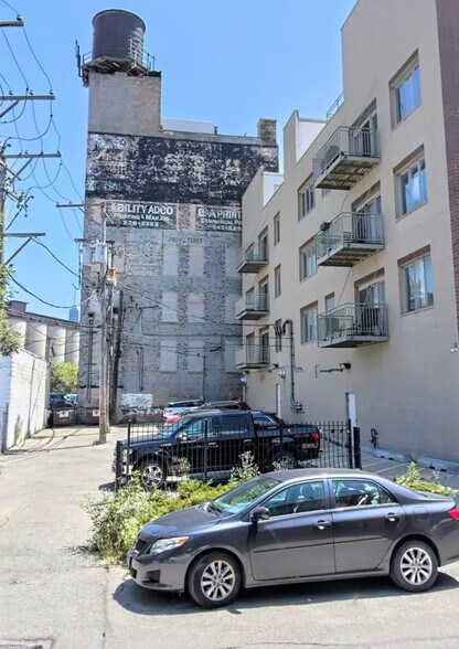 Back of building parking lot - 912 W Chicago Ave