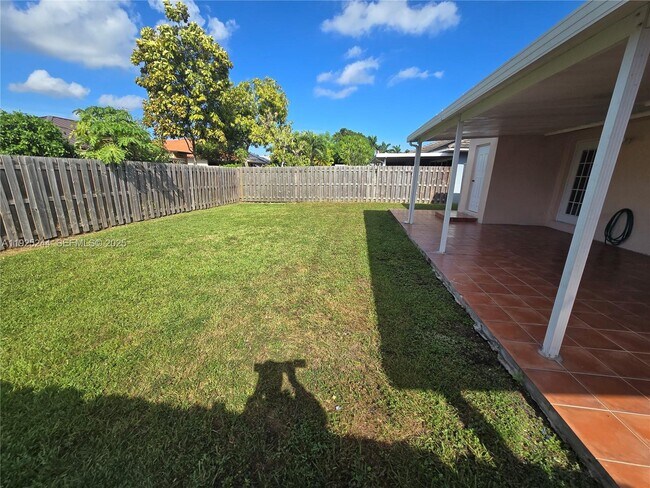 Building Photo - 894 NW 134th Pl